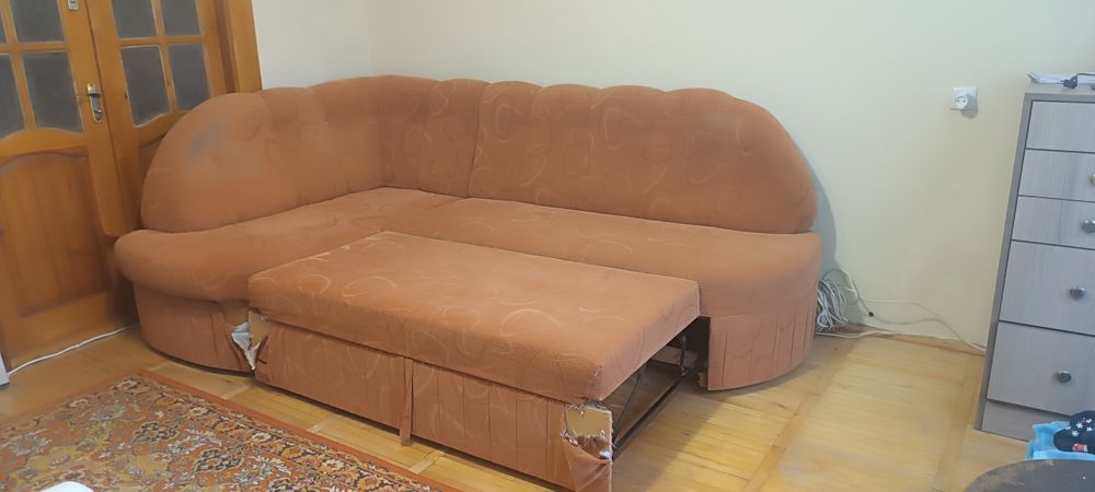 Продам кутовий диван