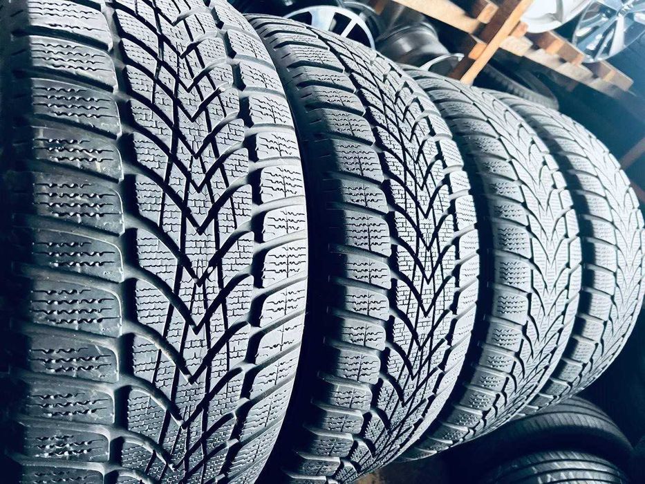 Шини Резина Зимові  225 55 17 Dunlop Sp WinterSport 4D RSC  4шт