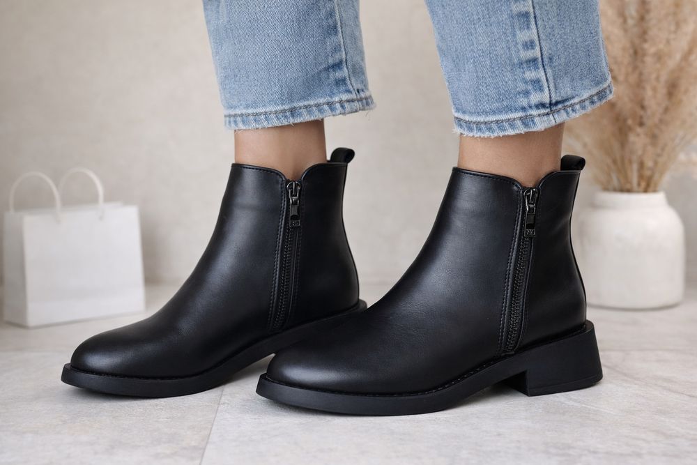 Премиальные кожаные ботинки в наличии