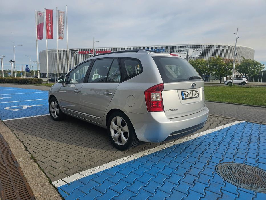 Kia Carens