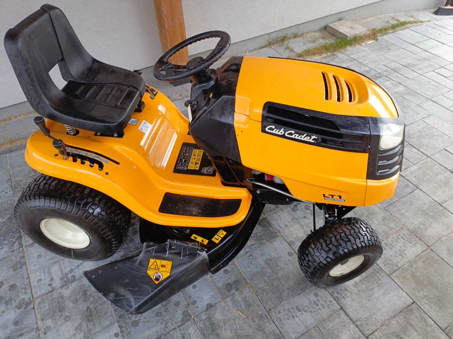Kosiarka traktorek Cub Cadet 13 kM 2021 r ideał (stiga, Husqvarna)