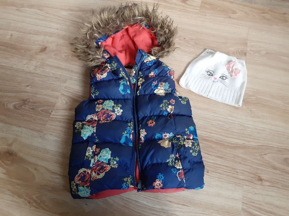 Безрукавка  для дівчинки