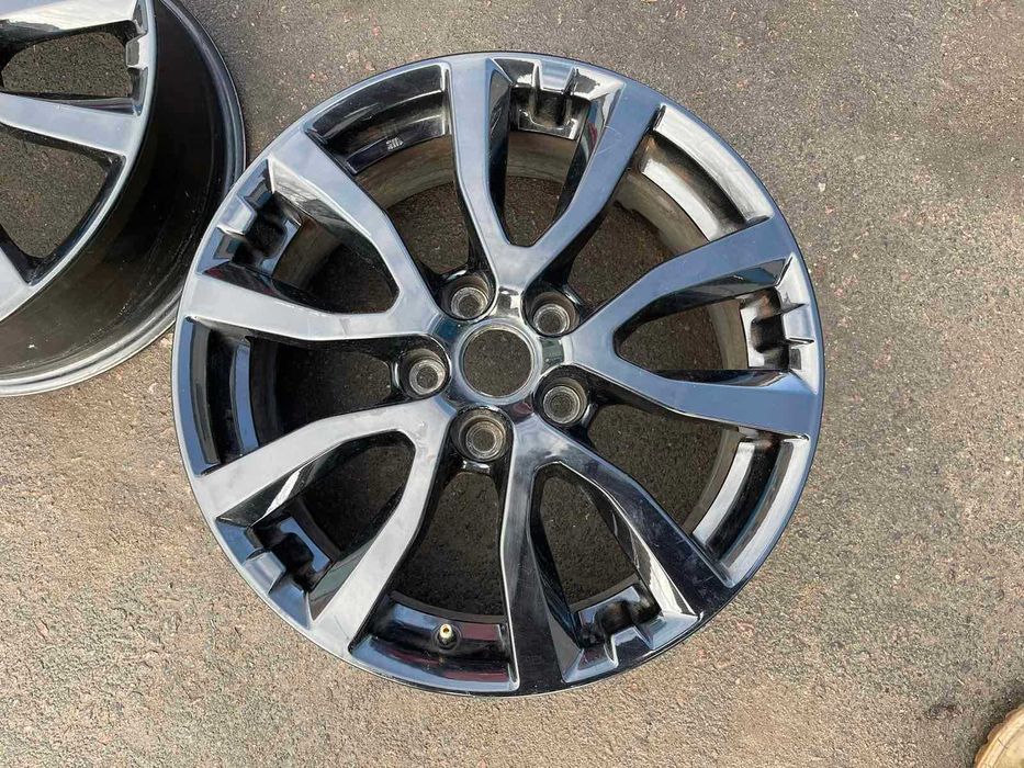 Диск Nissan Rogue T 32 MIDNIGHT  R 17
