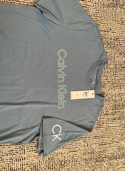 Футболка Calvin Klein, розмip L(50)