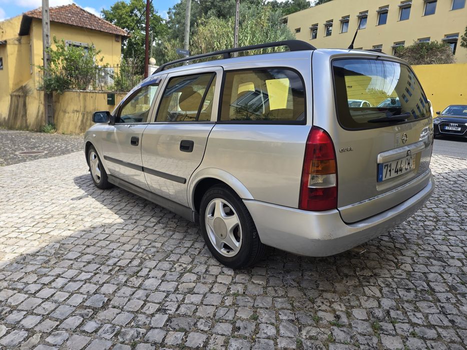 Opel Astra Caravan 2.0 DTI  16V