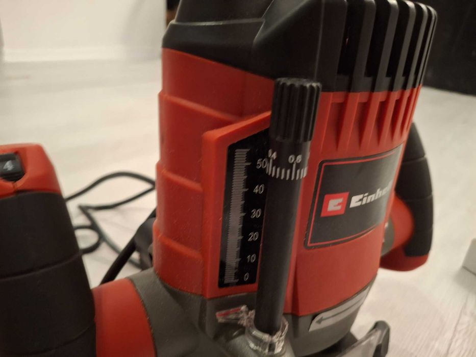 Frezarka górnowrzecionowa Einhell TC-RO 1155E