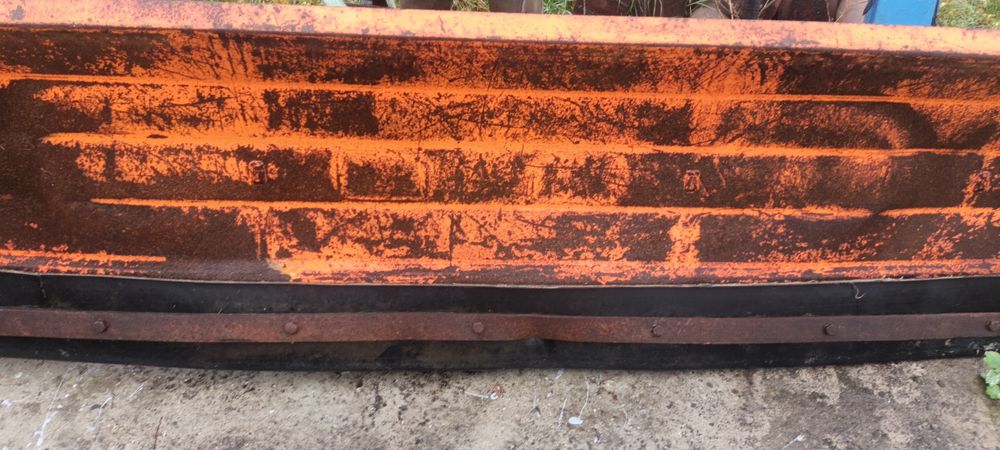 Відвал снігоприбиральний JCB