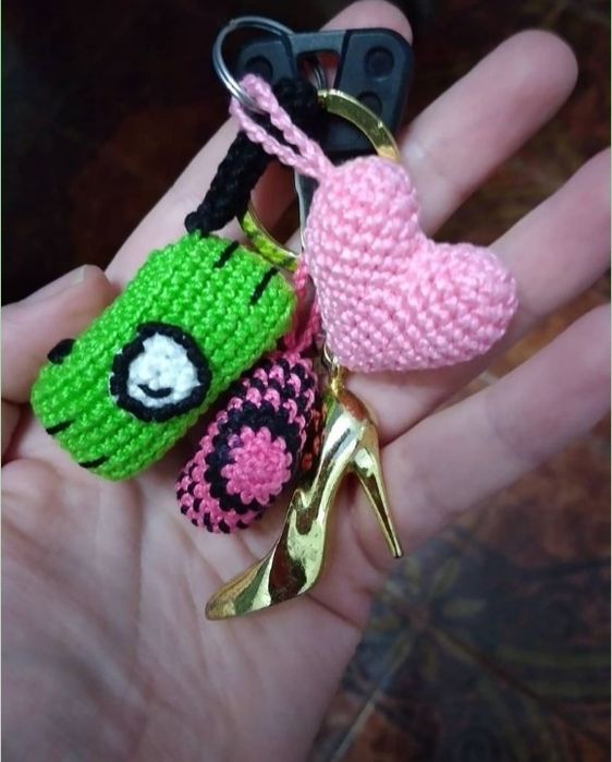 Chaveiros amigurumis