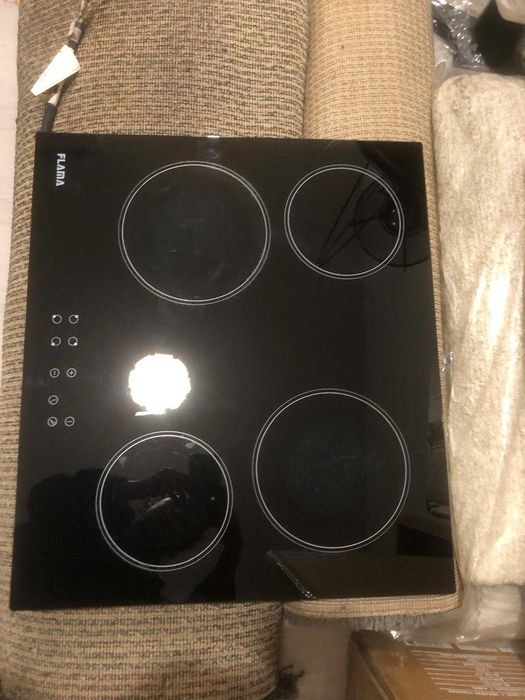 Placa de Vitrocerâmica FLAMA 9035FL usada