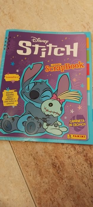 Troca de cromos do Stitch