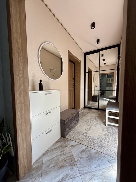 Продам таунхаус з ремонтомв закритому КМ Грін Плейс Green Place Ірпінь