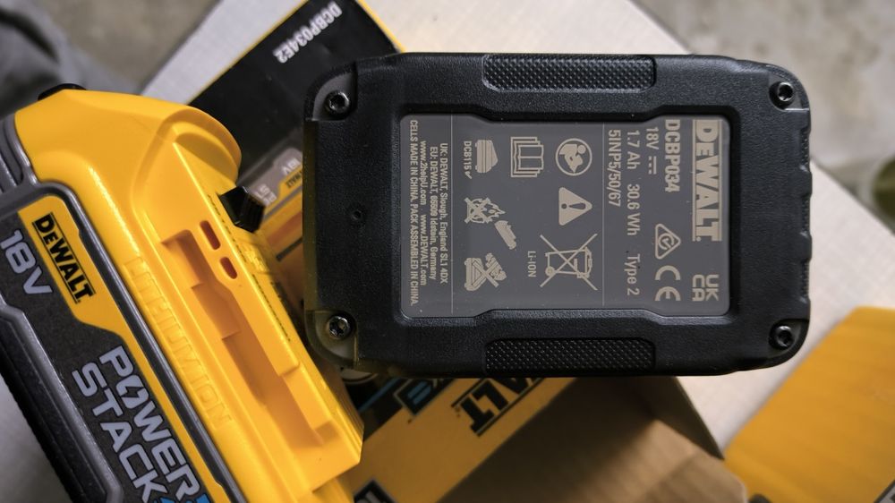 2x powerstack DeWalt 1'7 ah