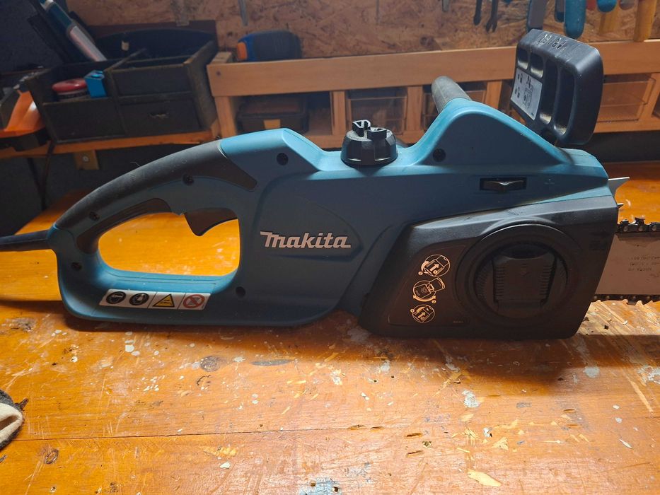 Motosserra eletrica Makita