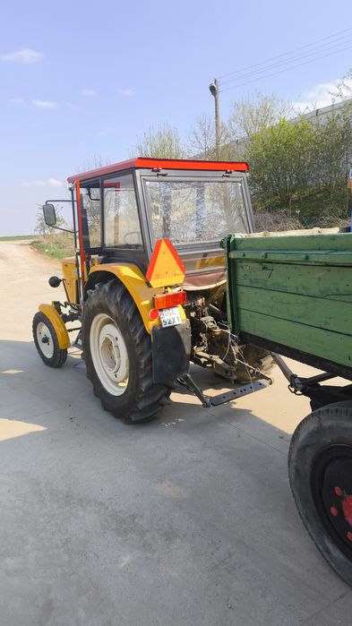 Zestaw Ursus c 360 sześćdziesiatka + Przyczepa