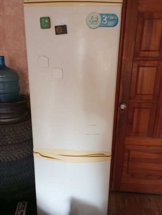 Продам холодильник.