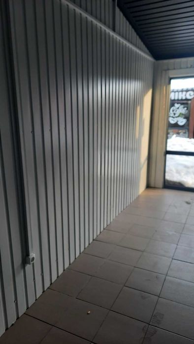 Оренда магазину, ринок ВІСЛА раен музикалка  центральний ряд 17,5 м.кв