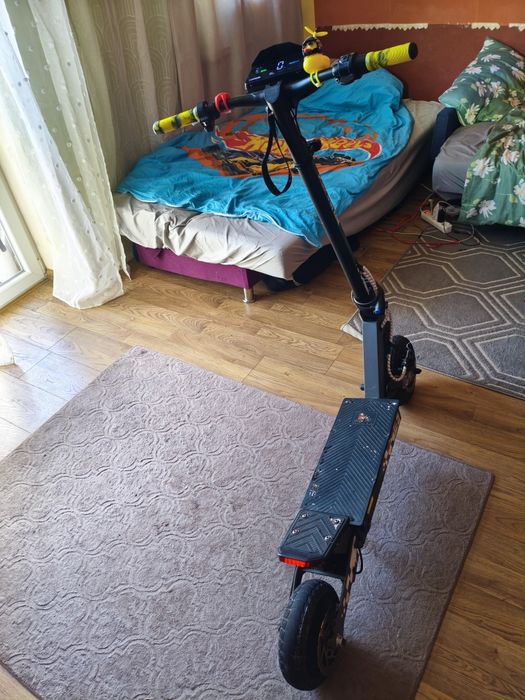 Sprzedam hulajnogę KUKIRIN g2
