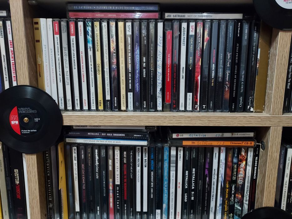 Vendo coleção de cds originais