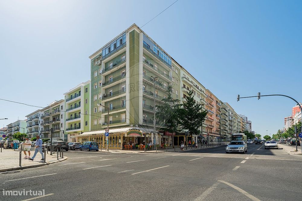 Apartamento T4 para venda