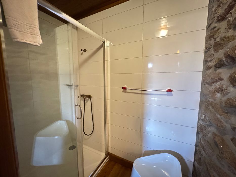 Condomínio privado com casas de campo de T0 a T4.