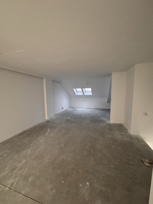 NAROŻNY SEGMENT - ul. GÓRSKA 200m2, stan deweloperski