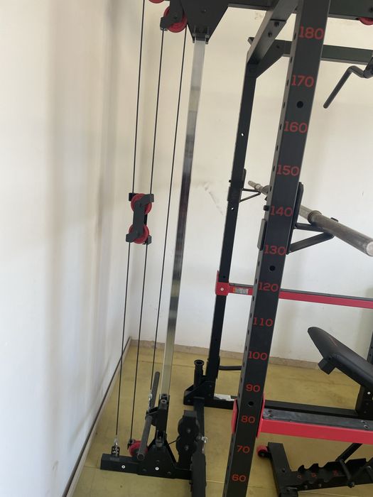 Vendo Powe Rack com Banco e acessorios