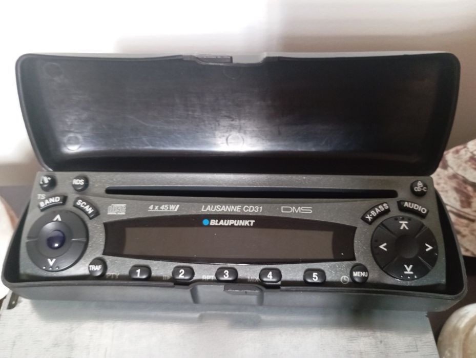 Rádio e CD de automóveis  Blaupunkt