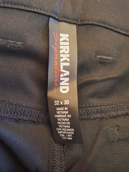KiRKLAND чолов шани нові 32р.