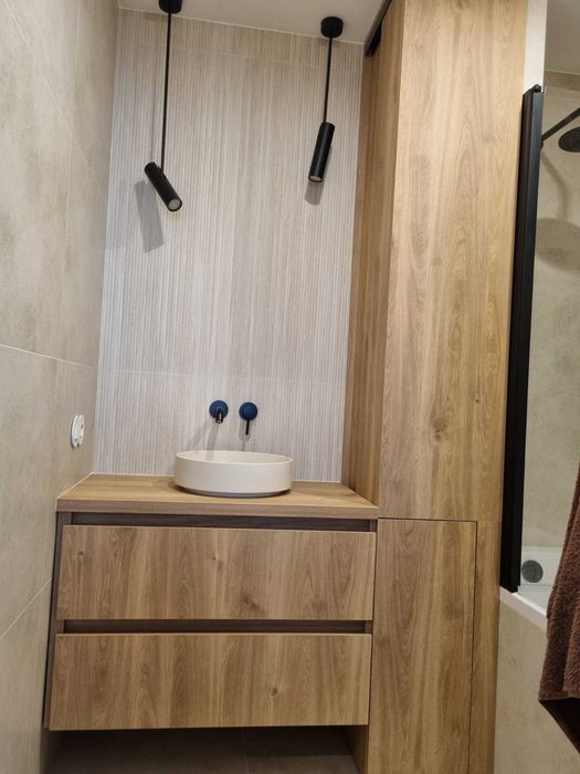 Kuchnie Meble na wymiar  Szafy Garderoby