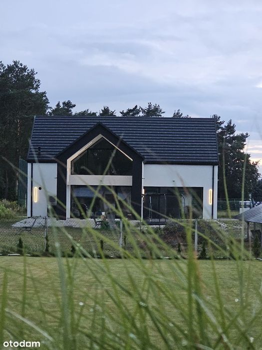 Nowoczesny Dom 198 M² | Smoczka - Ul.kahla | 12 Arów | Pompa | Magazyn