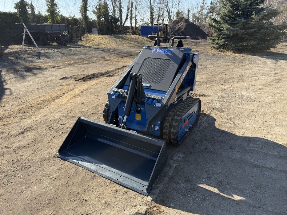 Miniładowarka rippa rs04 (kubota) bobcat glebogryzarka