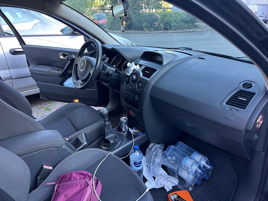Vendo carro Renault Mégane