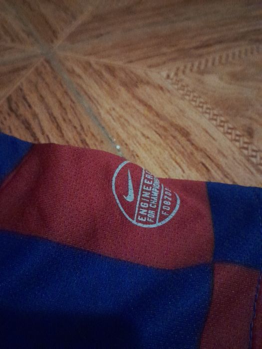 Camisa De Futebol Messi Barcelona
