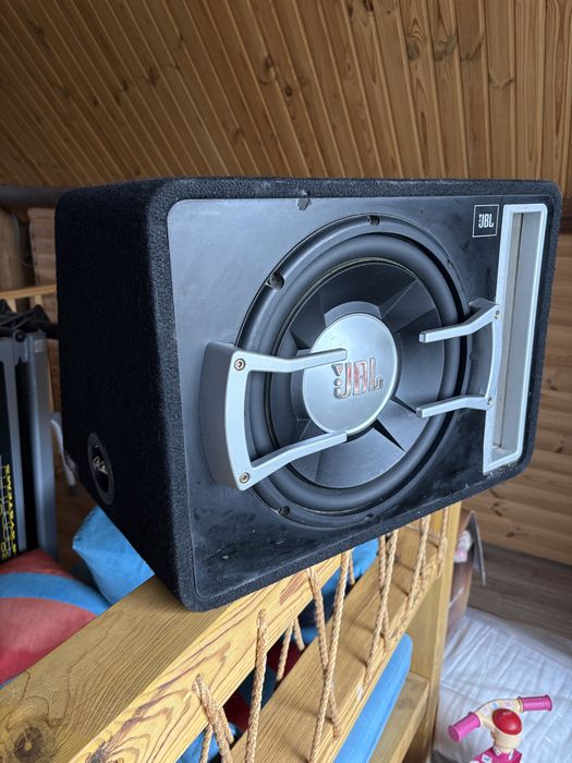 Jbl gto1204bp пасивний сабвуфер