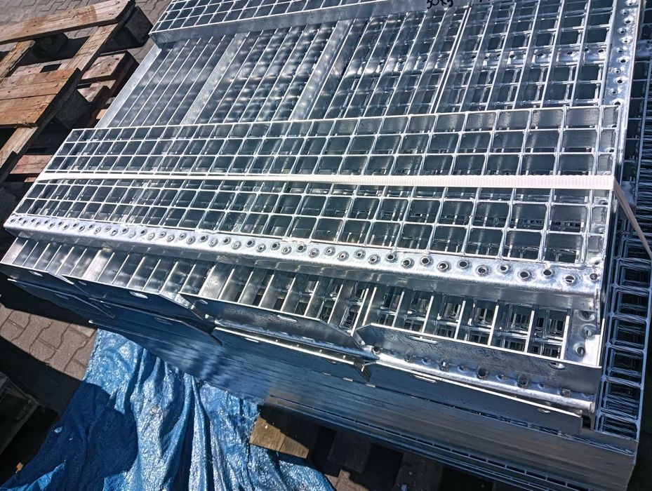 Stopnie schodowe, wema, metalowe 30x3 970x240