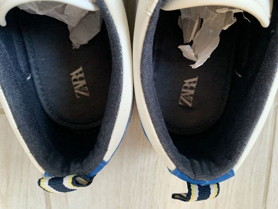 Продам кеды zara