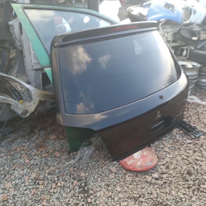 Мітсубісі аутлендер 1 кришка багажника