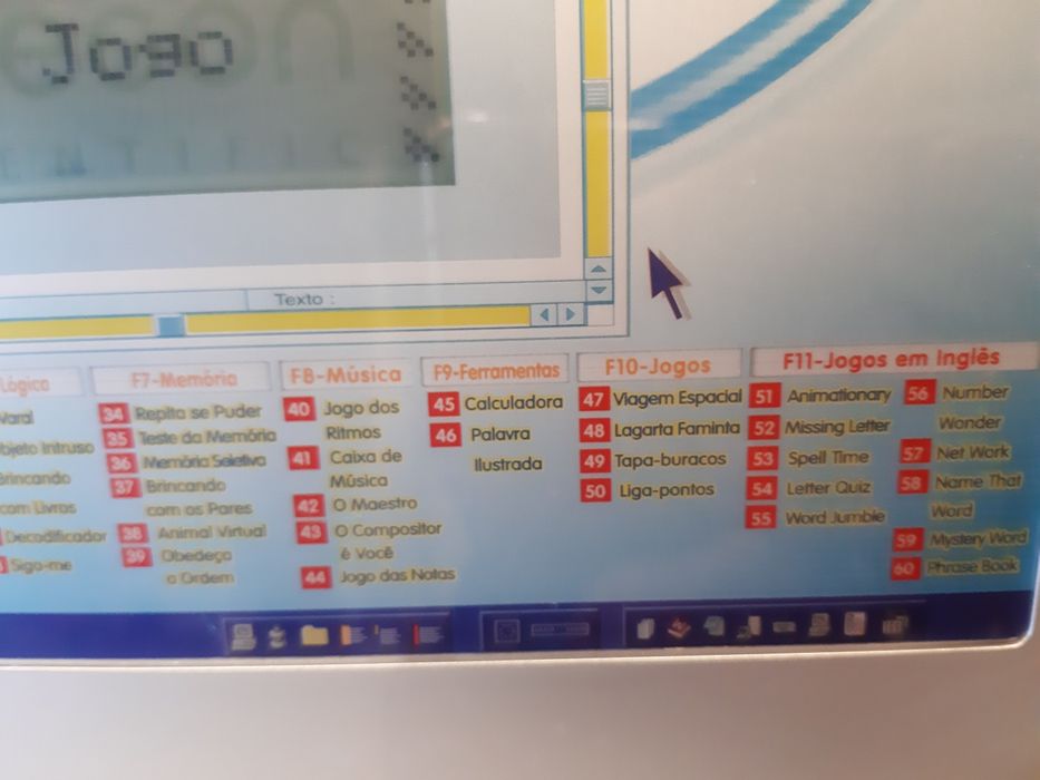 Laptop Oregon Scientific. Computador educativo