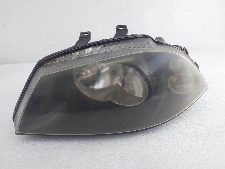 Ótica / farol esquerda SEAT Ibiza III (6L1)