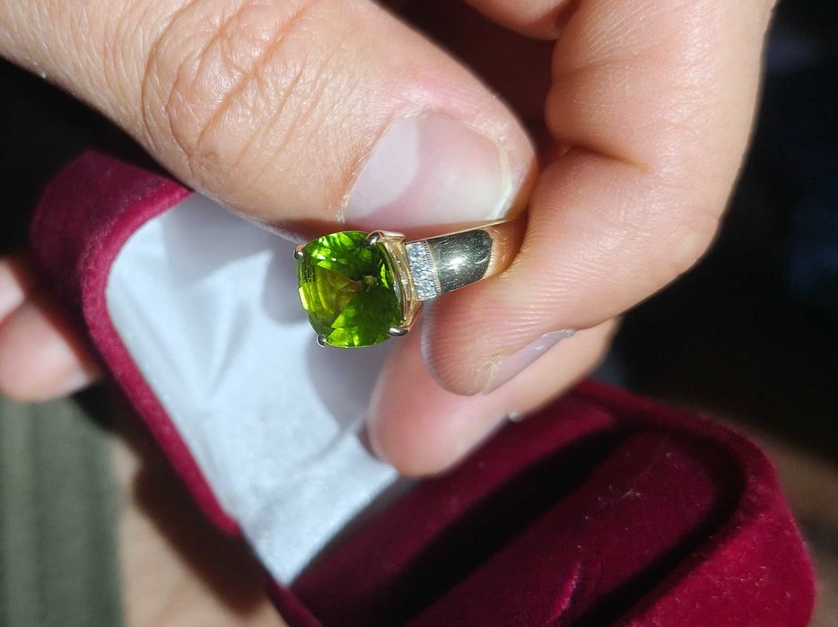 Złoty pierścionek z peridotem - PRZEPIĘKNY