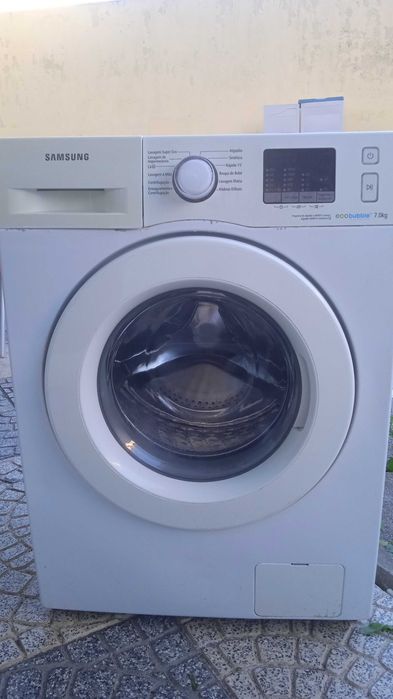 Máquina de lavar roupa