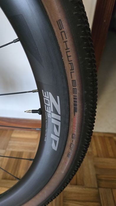 Scott Addict  Gravel Tuned  + Acessórios