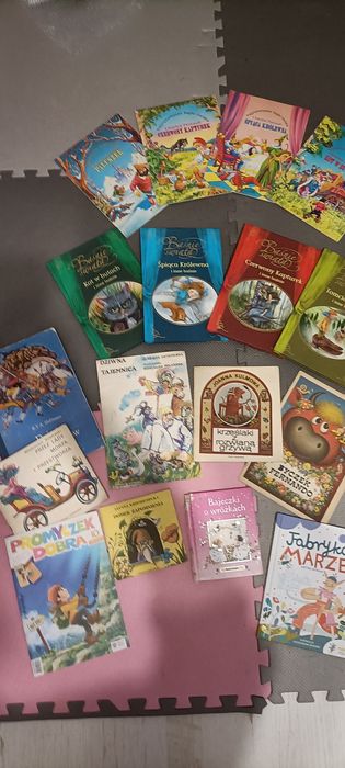 zestaw książeczek dla dziecka