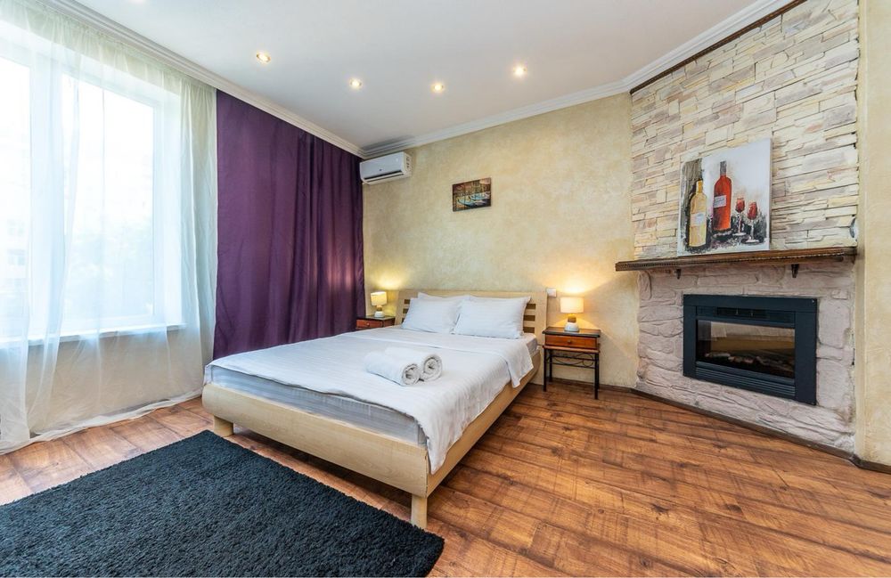 Однокімнатна квартира в центре на Майдане Незал.вул Софіївская  23