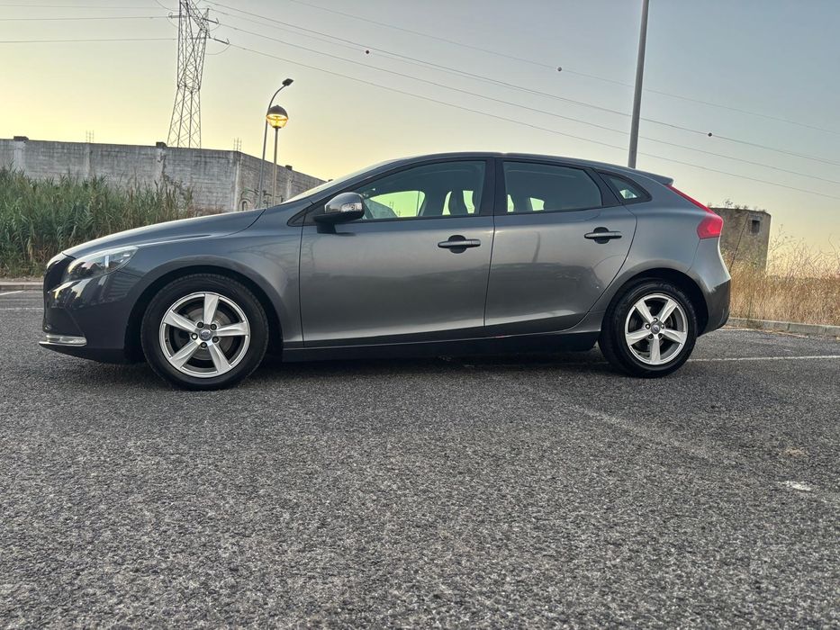 Volvo V40 — fotografia 3