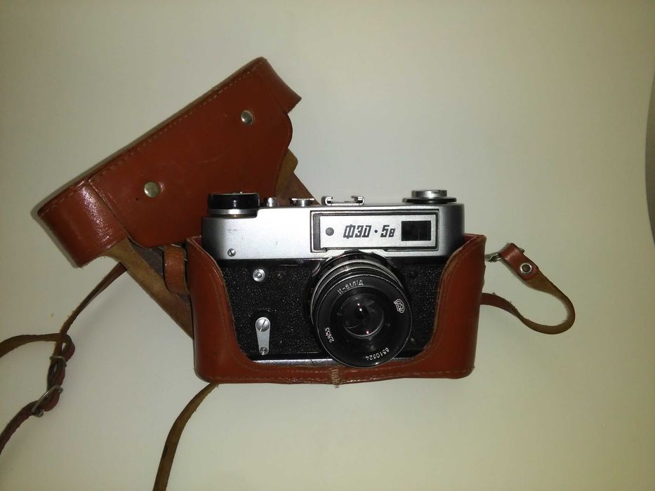 Maquina fotográfica antiga FED-5V (USSR)