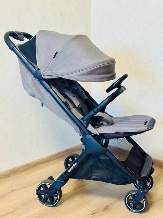 Продамо прогулянкову коляску Easywalker  Jackey 2 Pebble Grey