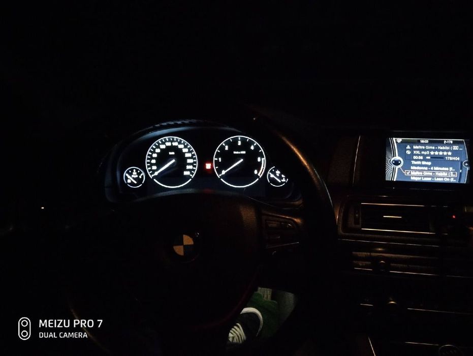 Продам  бмв  520