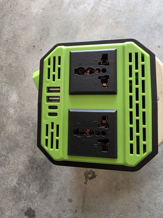 Power Inverter de 12V a 220V