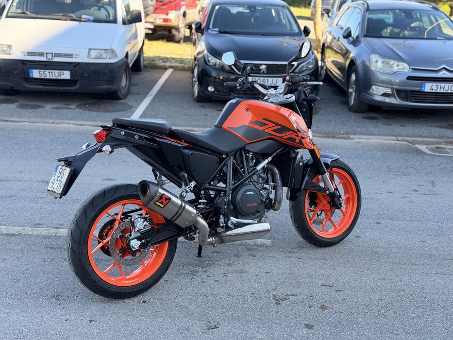 Ktm duke 690 R akrapovic